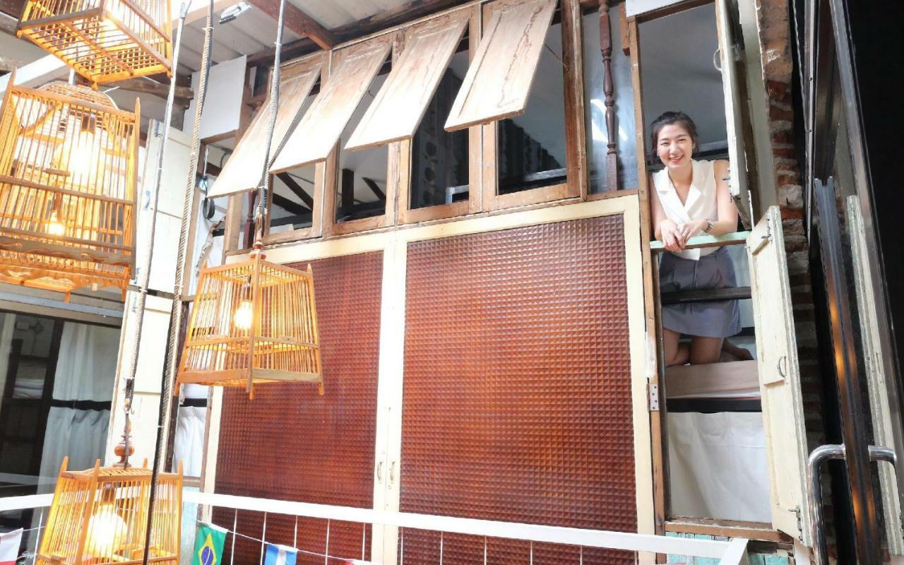 Nivas Siam Hostel Bangkok Luaran gambar