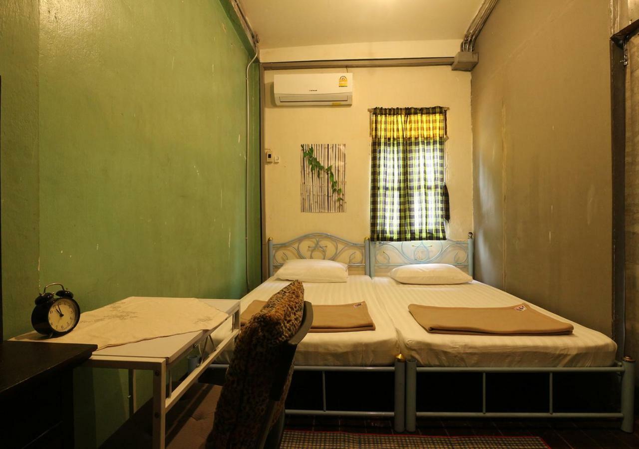 Nivas Siam Hostel Bangkok Luaran gambar