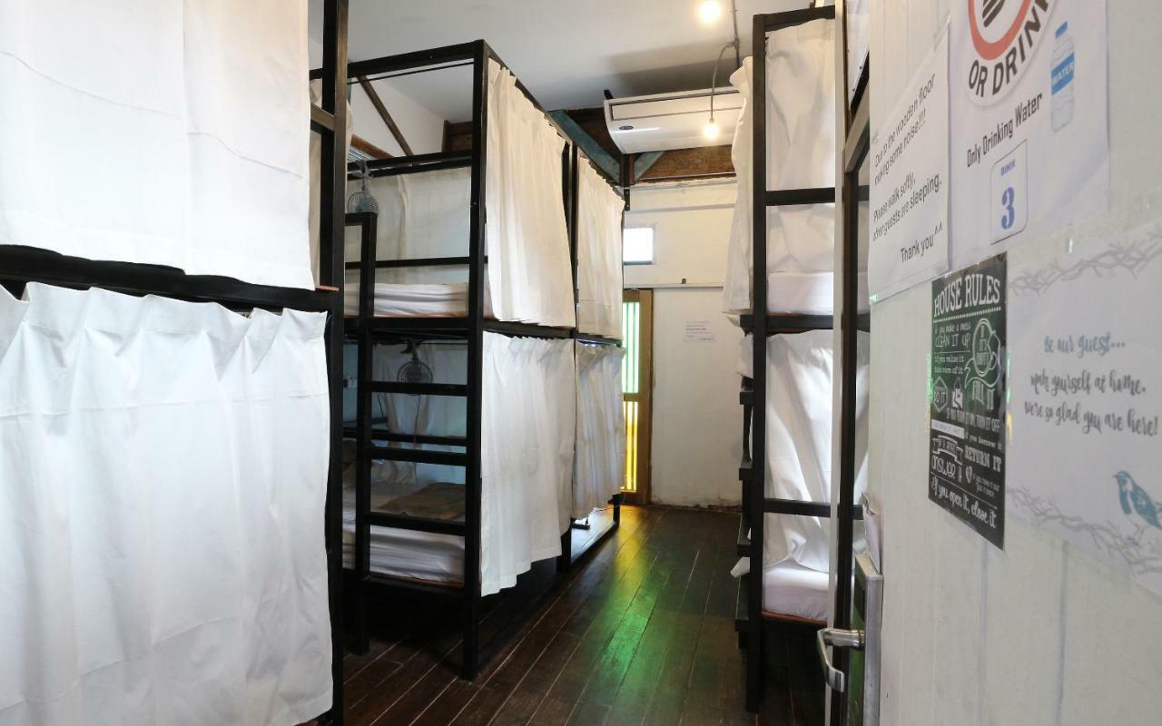 Nivas Siam Hostel Bangkok Luaran gambar