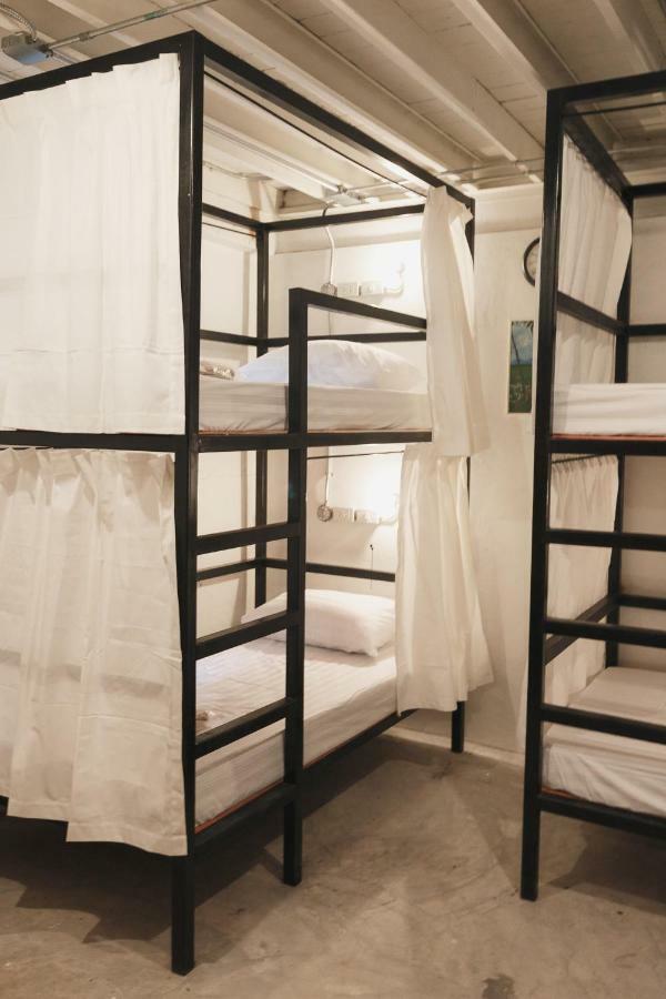 Nivas Siam Hostel Bangkok Luaran gambar