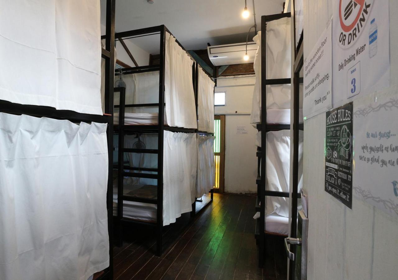 Nivas Siam Hostel Bangkok Luaran gambar